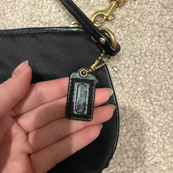 Coach Amanda Satin Black Wristlet Clutch - Picture 4 of 7